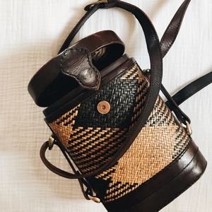 VINTAGE Hard Case Purse